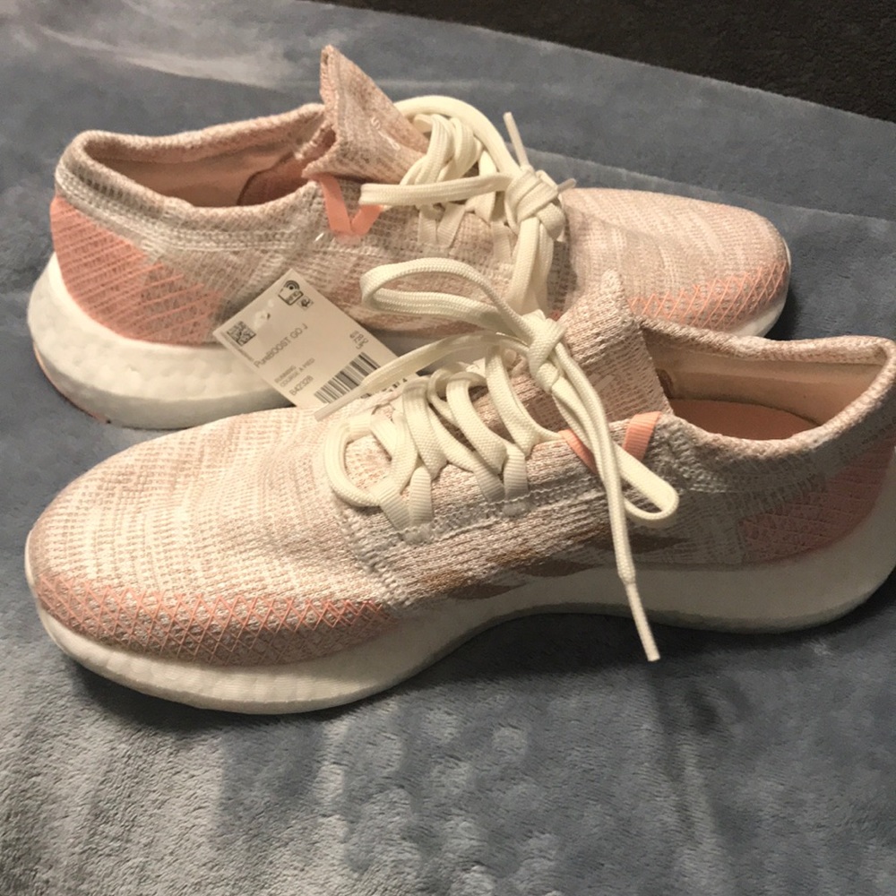 Women’s adidas - Picture 2 of 5